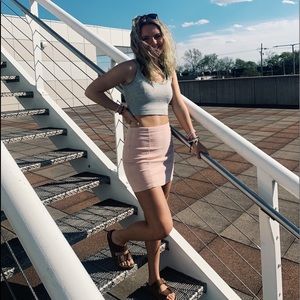 Meet your Posher, Elizabeth